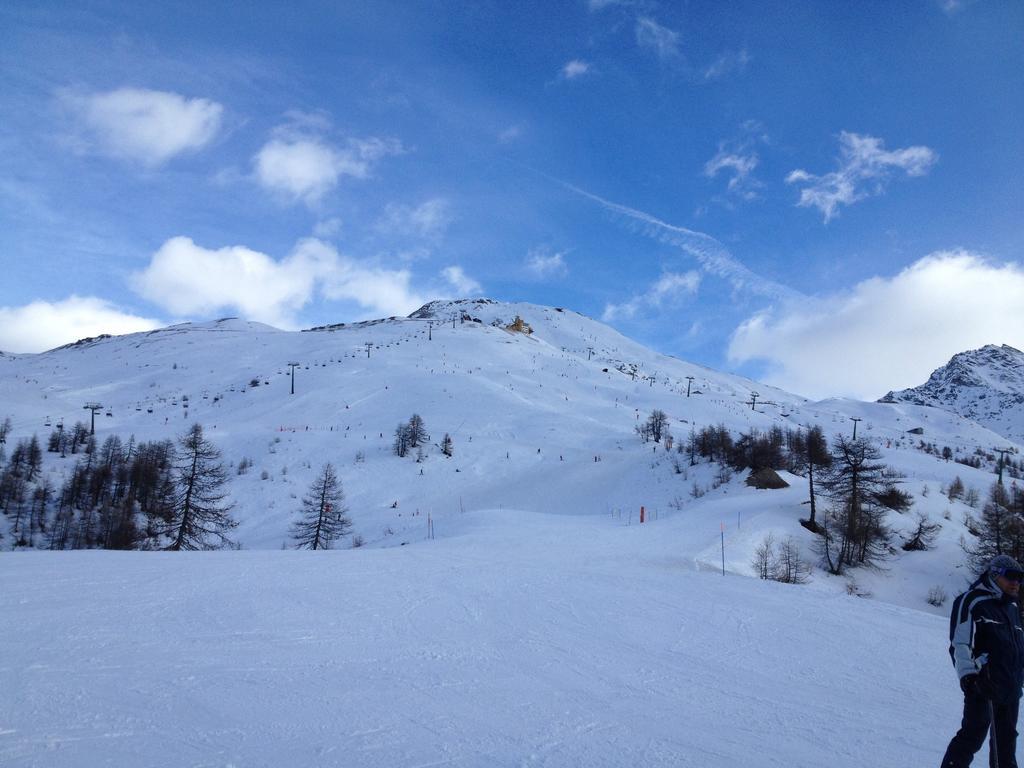 Olimpic Village Th Sestriere Apartments Exteriör bild