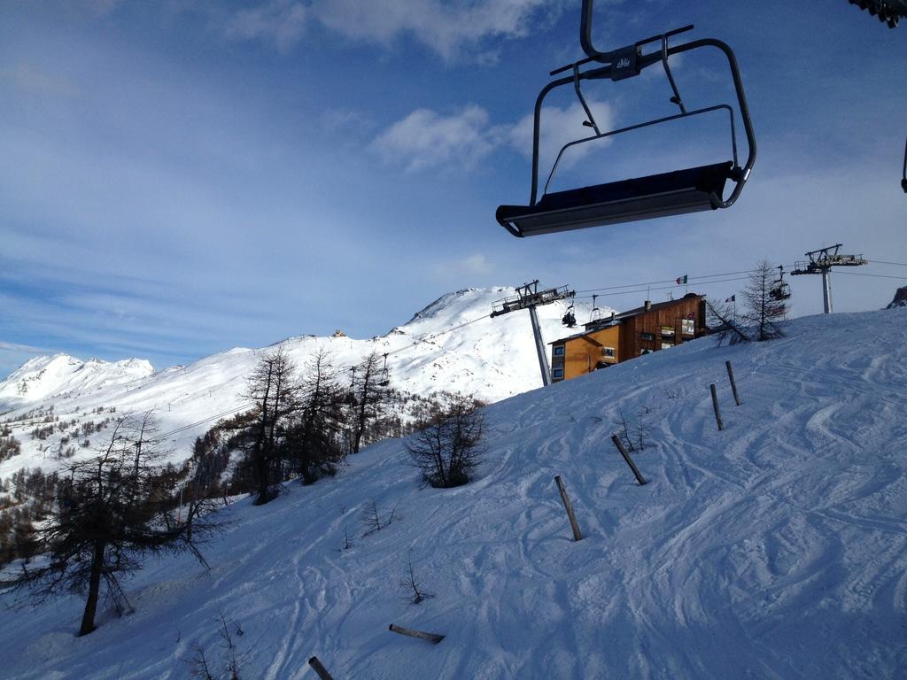 Olimpic Village Th Sestriere Apartments Exteriör bild