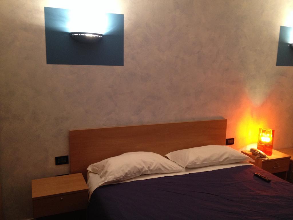 Olimpic Village Th Sestriere Apartments Rum bild